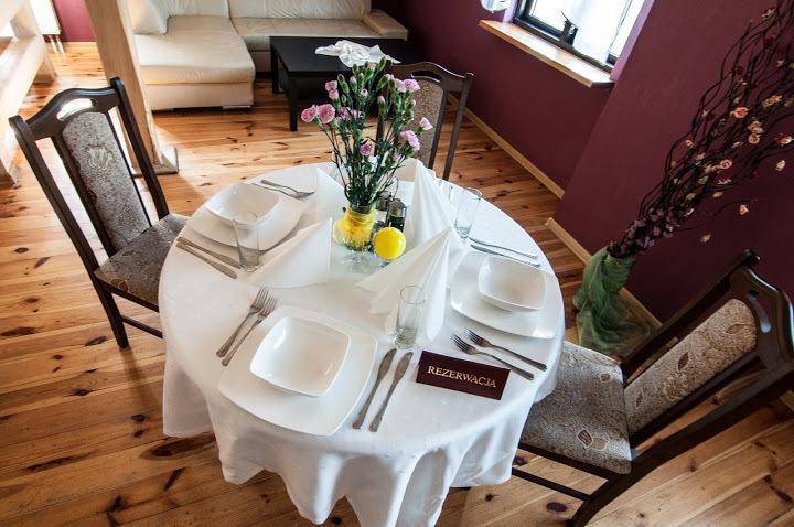 Pod Wierzba Hotel Uniejow Bagian luar foto